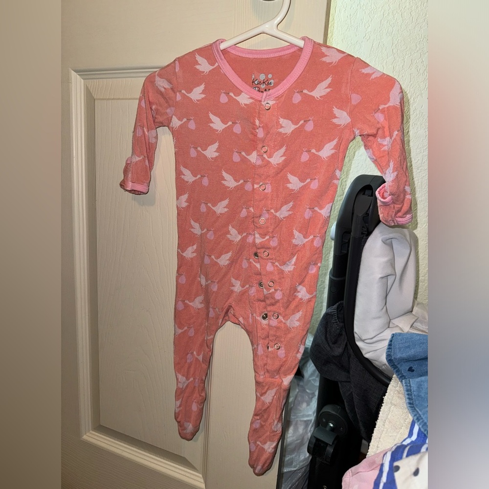 Kickee Pants 0-3 sleeper